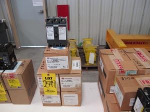 LOT (5) BREAKERS, CIRCUIT TYPE, 60 AMP RATING, 600 AC VOLT RATING, 3 POLE, THERMAL MAGNETIC KIND. MOLDED CASE, MARK 75,AB DE-ION STATEMENT VENDOR IS AUTHORIZED MFR REPRESENTATIVE DOCUMENT MCCB IS DIRECTLY TRACEABLE TO MFR, PART # HFB3060L (W-44) LOADING & HANDLING FEE $5-